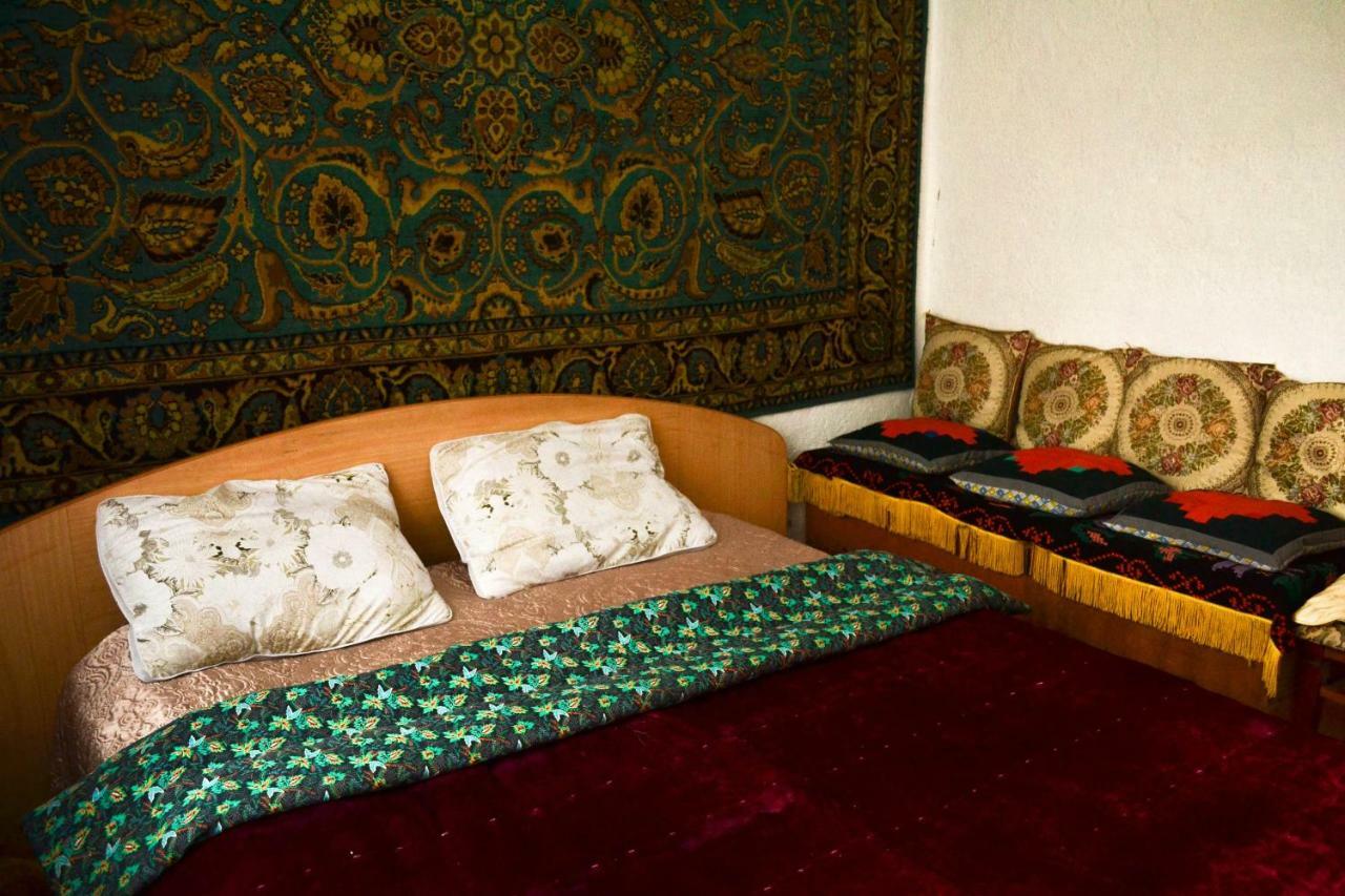 Guesthouse Bermet Tong ภายนอก รูปภาพ