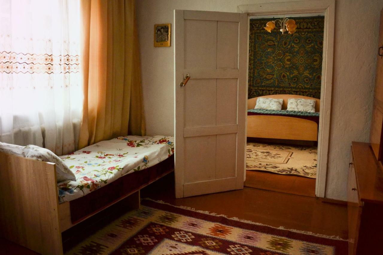 Guesthouse Bermet Tong ภายนอก รูปภาพ